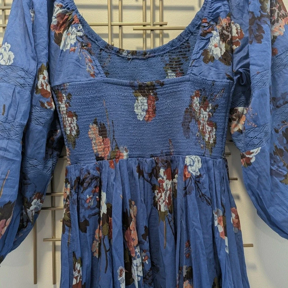 Free People Midi Dress Blue Floral Smocked Puff Sleeve Sz M OB2003304 Boho NWT